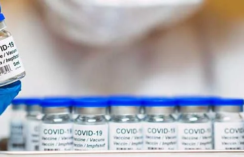 Vaccino anti-Covid19, entro l’autunno 2021 disponibile per tutti